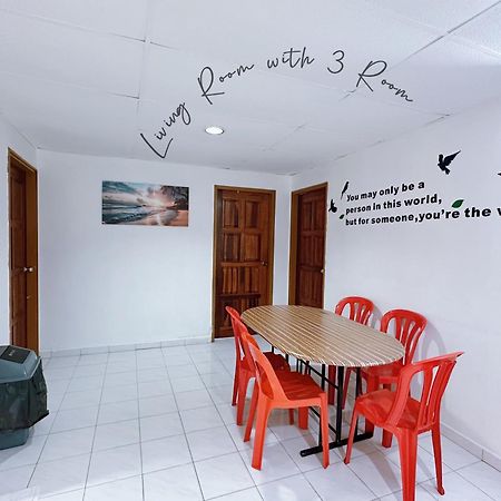 Sea & Wave #1 Coral Bay Apartment Pekan Pangkor Екстериор снимка