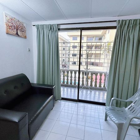 Sea & Wave #1 Coral Bay Apartment Pekan Pangkor Екстериор снимка