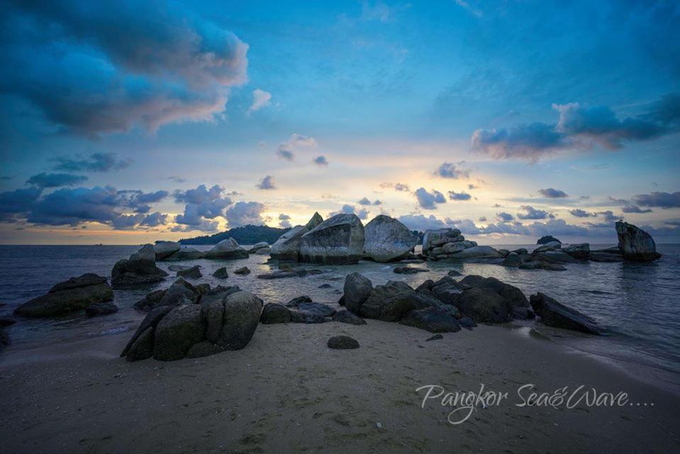 Sea & Wave #1 Coral Bay Apartment Pekan Pangkor Екстериор снимка
