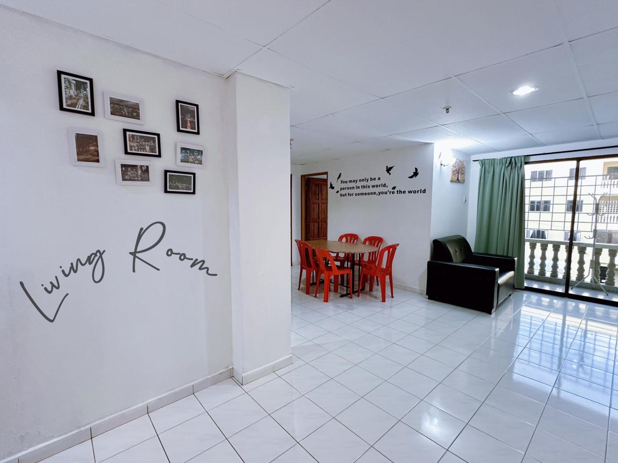 Sea & Wave #1 Coral Bay Apartment Pekan Pangkor Екстериор снимка